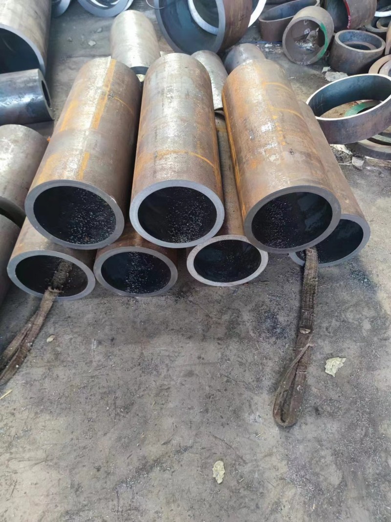 南漳南漳南漳12Cr1MovG无缝钢管切割